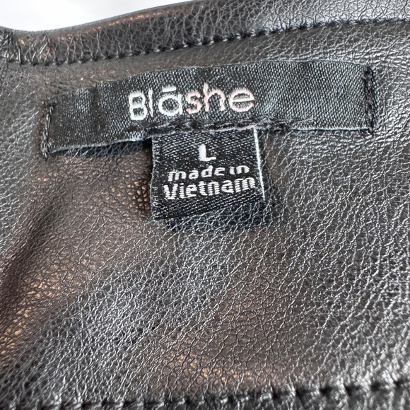 BLASHE Faux Leather Black Long Sleeve Top Shacket with Puffy Shoulders - Picture 3 of 9